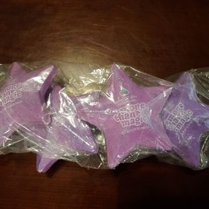 4 more than magic bath bombs